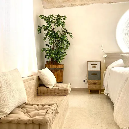Antigua Lux * Monopoli